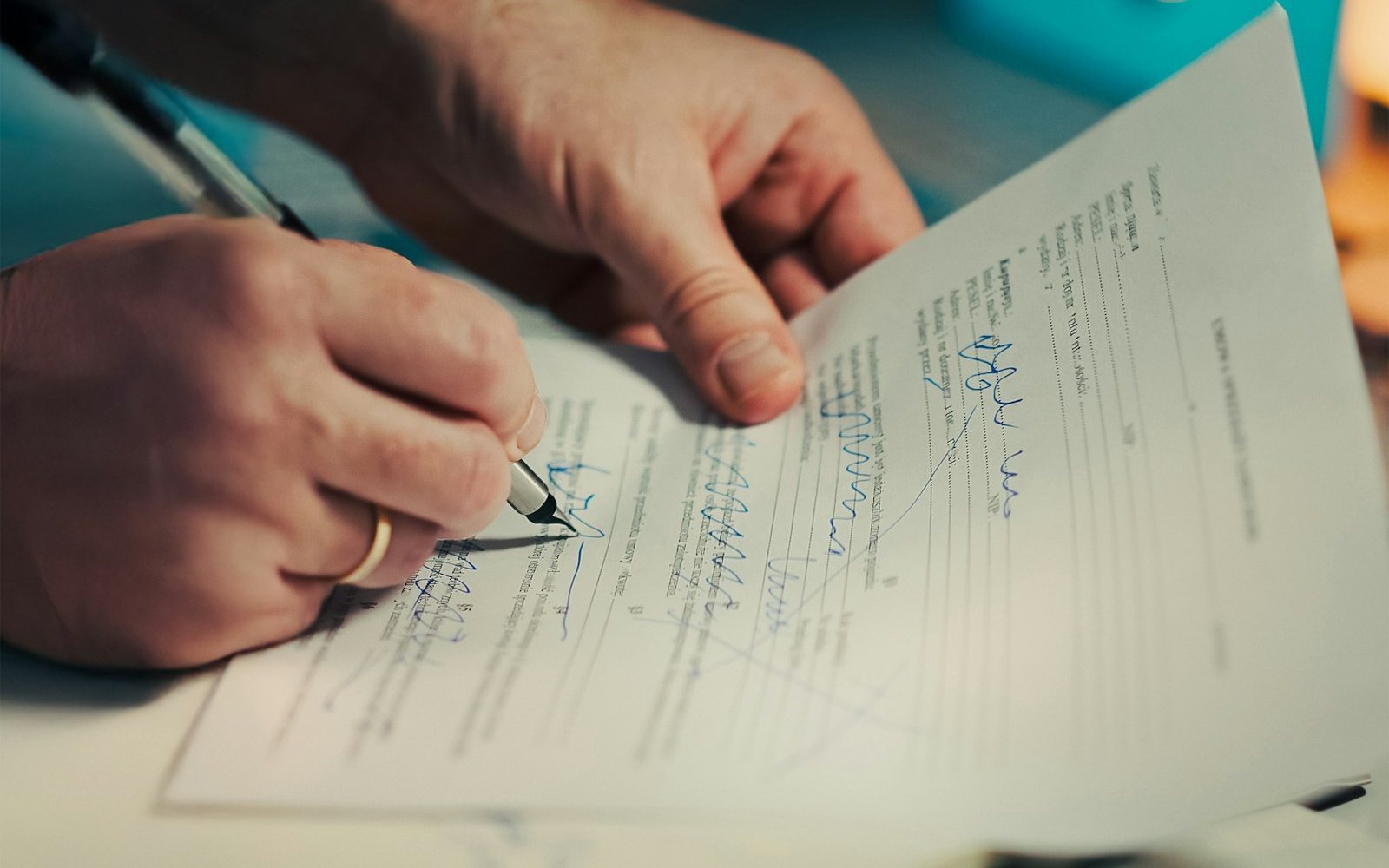 Documents and checklist for Quebec Law 25 compliance in a small business